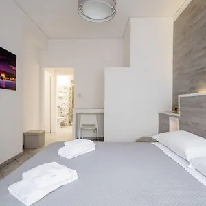 https://vecchia-ognina.sicilyhotelsitaly.net