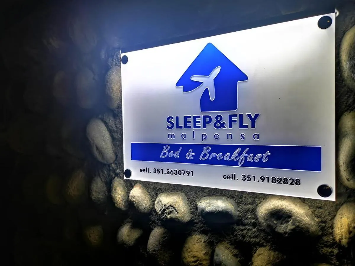 Bed & Breakfast Sleep&Fly Malpensa Bed and Breakfast Case Nuove