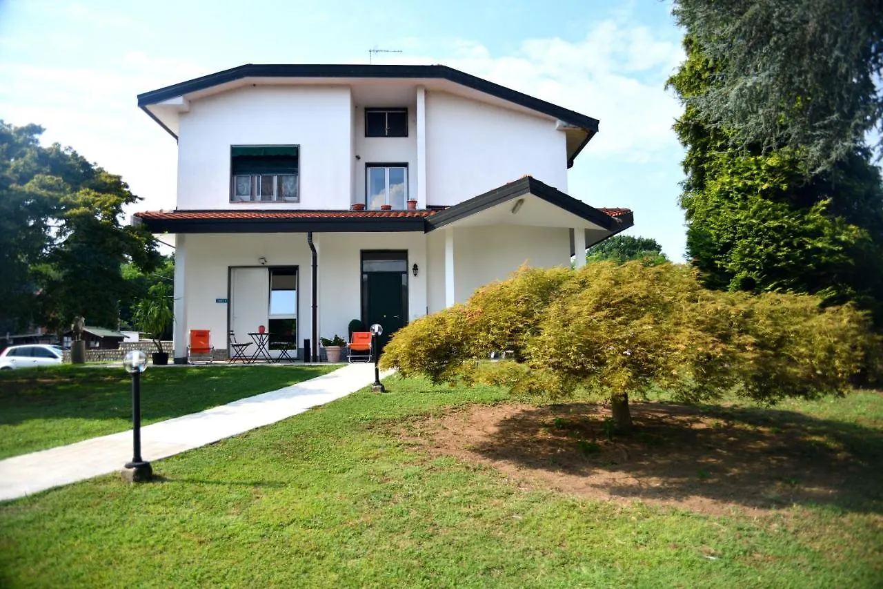 Sleep&Fly Malpensa Bed and Breakfast Case Nuove