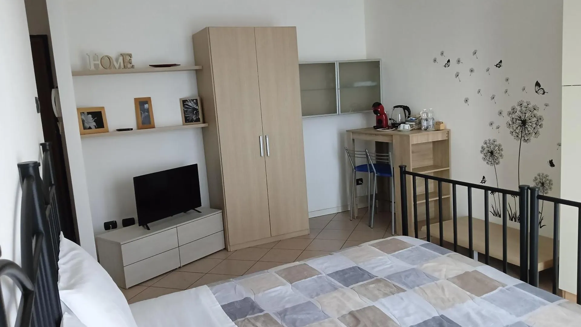 Bed & Breakfast Sleep&Fly Malpensa Bed and Breakfast Case Nuove  Italië